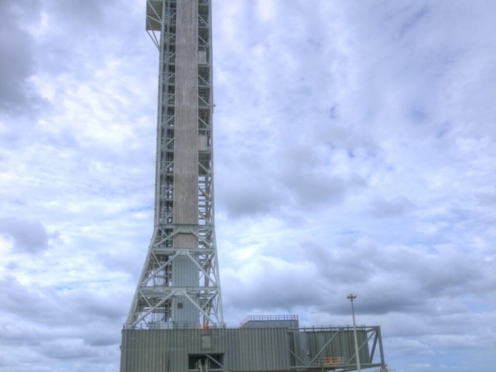 launch-tower